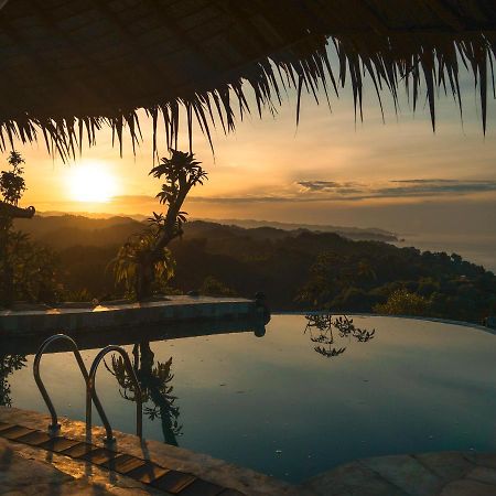 Ama Awa Resort Kemadang Exteriör bild